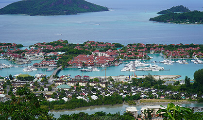 resort island town